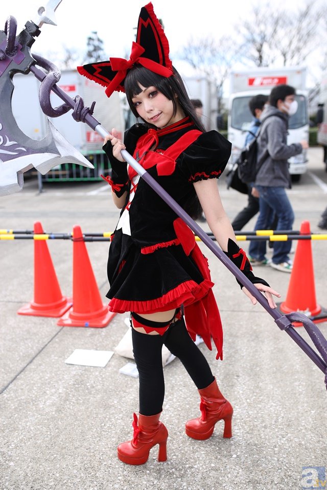 一步裙搭配什么上衣 教你简单塑造性感优雅OL造型-篮球直播(图3) 注册下载