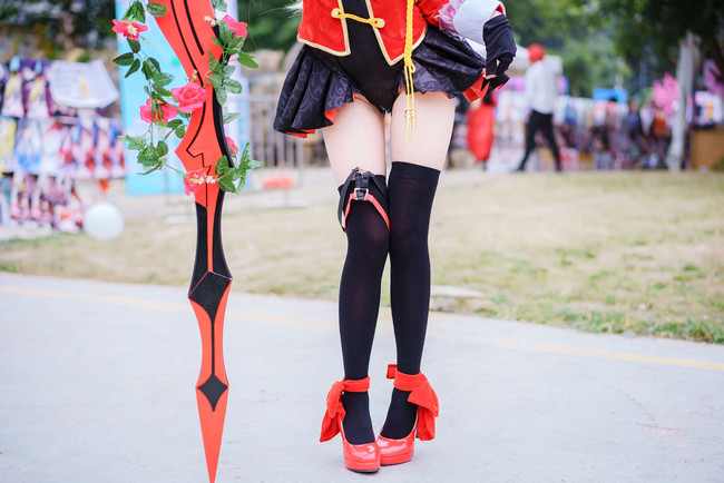 第434章 哪凉快哪待着去“雨燕体育”(图1) 注册下载